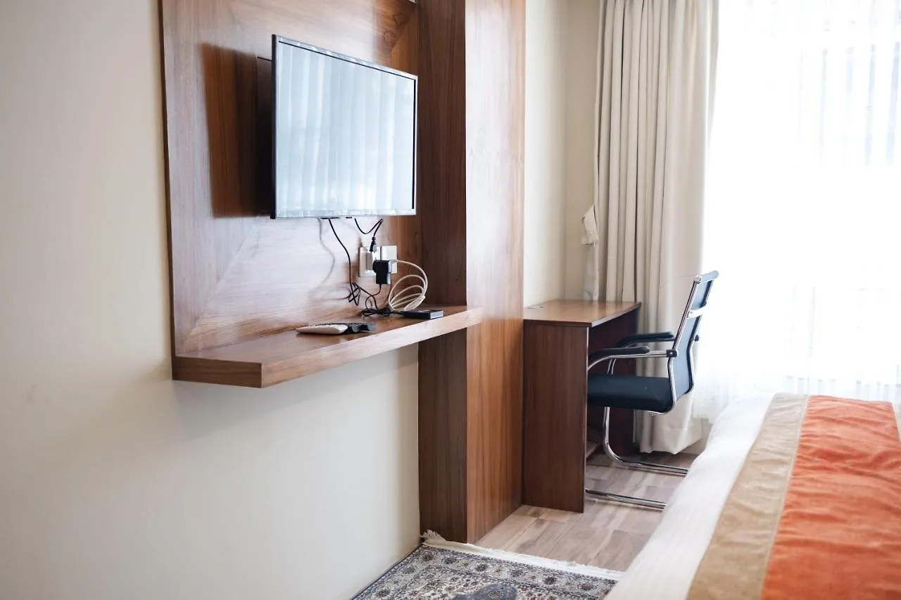 Hotel Yakroo Manang Kathmandu