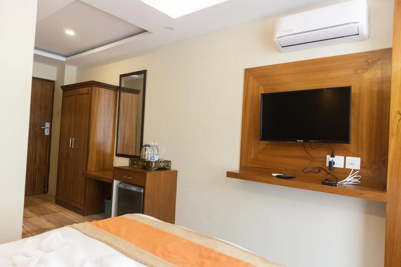 Hotel Yakroo Manang Kathmandu 0*,